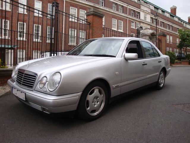 Left hand drive MERCEDES E CLASS E 280 Avantgarde